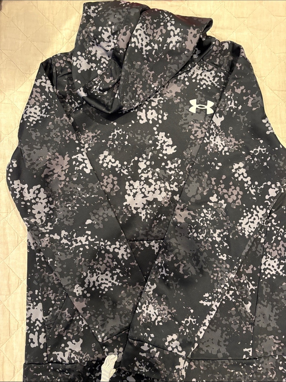 Under Armour Black & Gray Camo Hooded Pullover